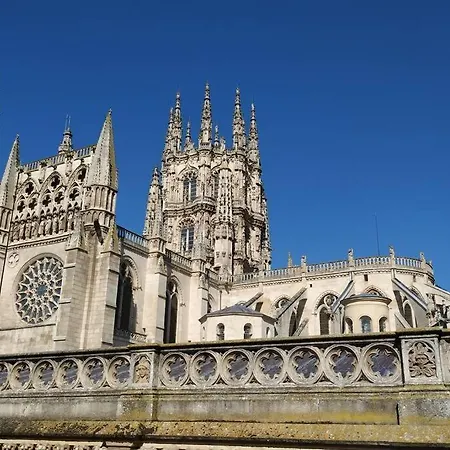 Lägenhet Buhardilla Con Vistas A La Catedral Burgo